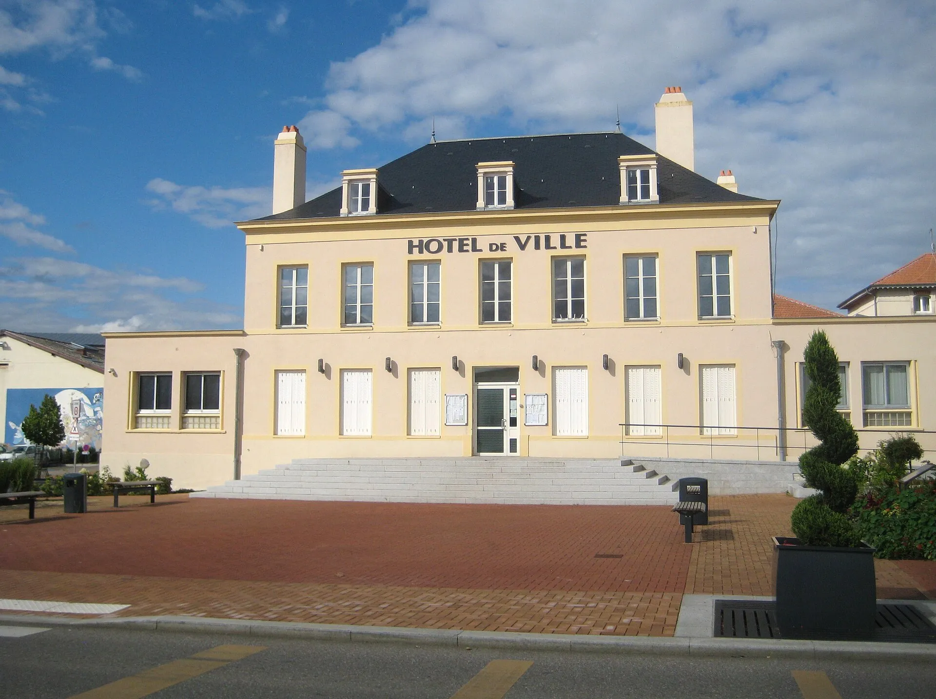 La mairie de Jarny, en Meurthe-et-Moselle