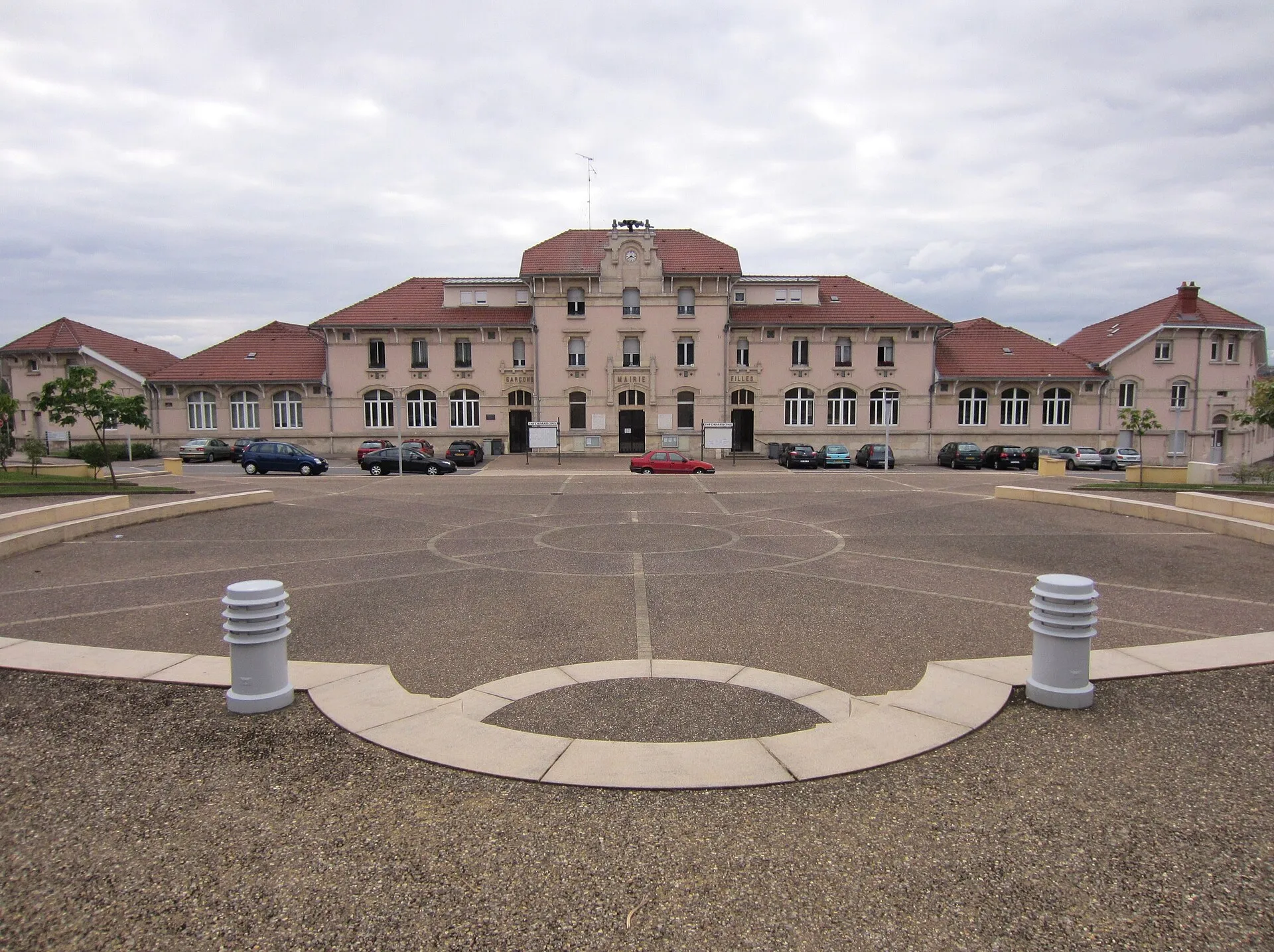 La mairie de Mancieulles, commune déléguée de Val de Briey