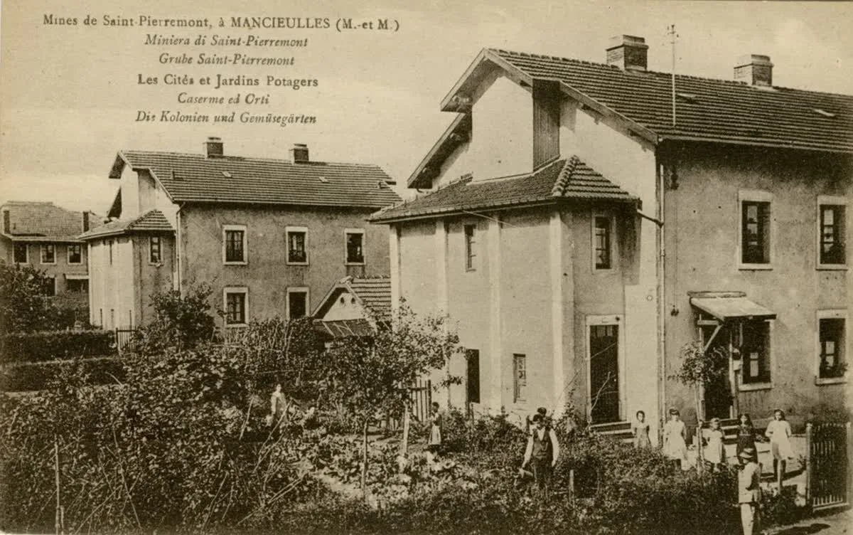 Carte postale ancienne des cités et jardins ouvriers des mines de Saint-Pierremont à Mancieulles