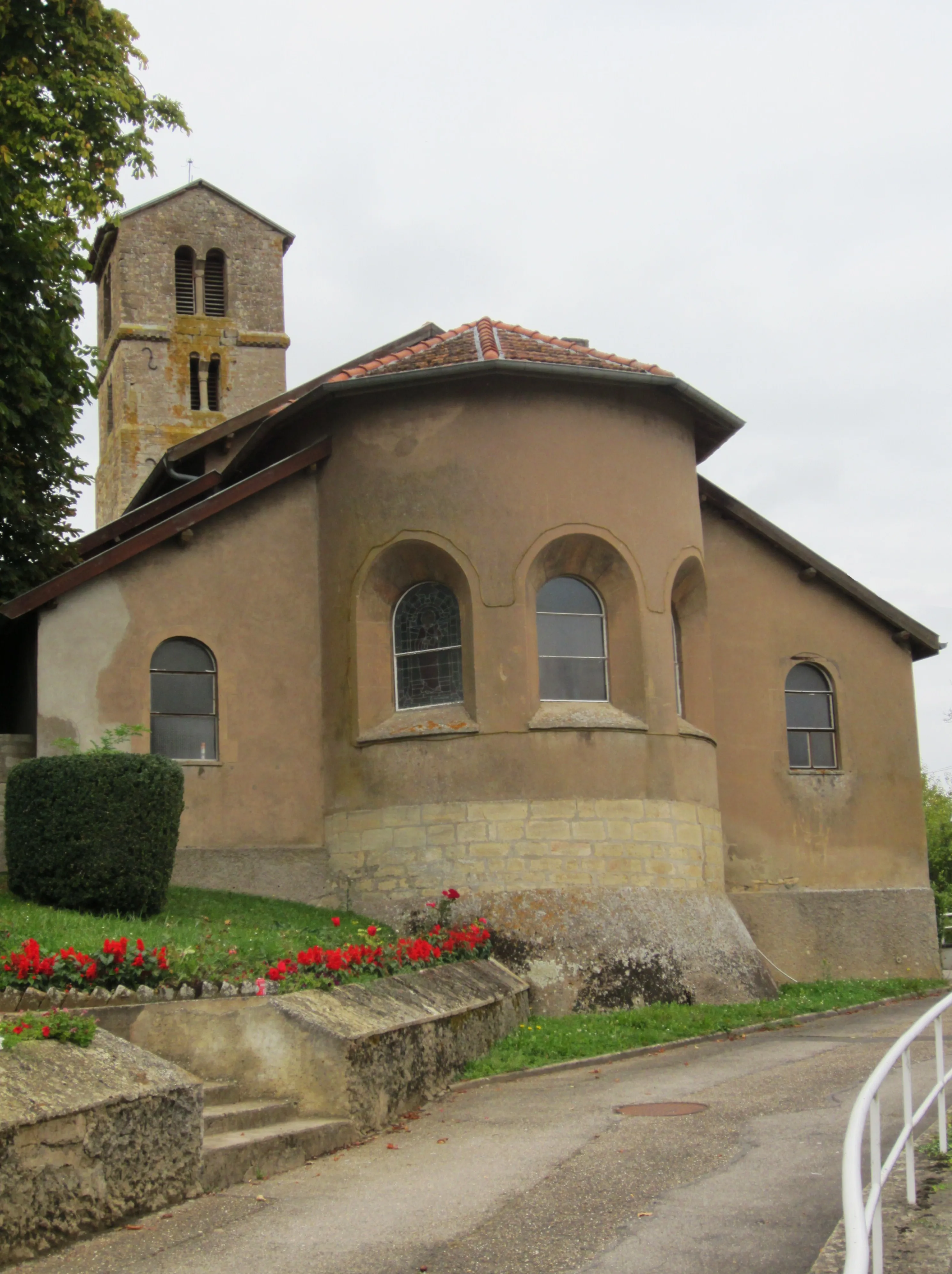 L'église Saint-Siméon de Mancieulles, à la base romane